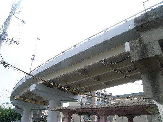 b2